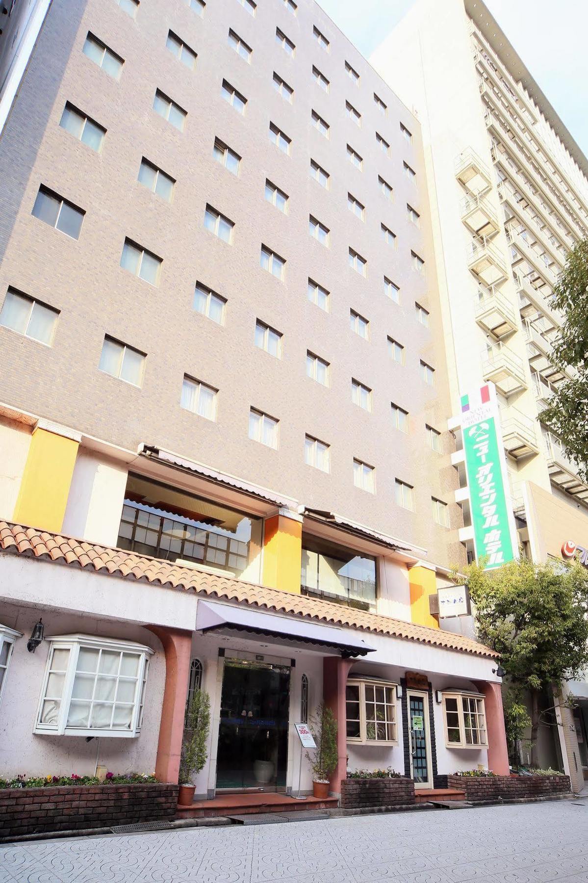 Humour Resort New Oriental Hotel Osaka Bagian luar foto